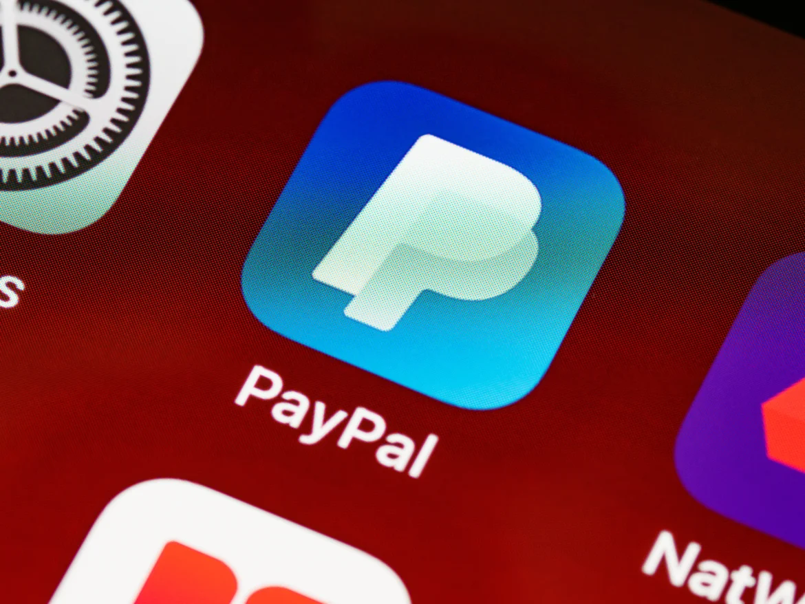 PayPal Unveils AI-Driven Features and One-Click Checkout